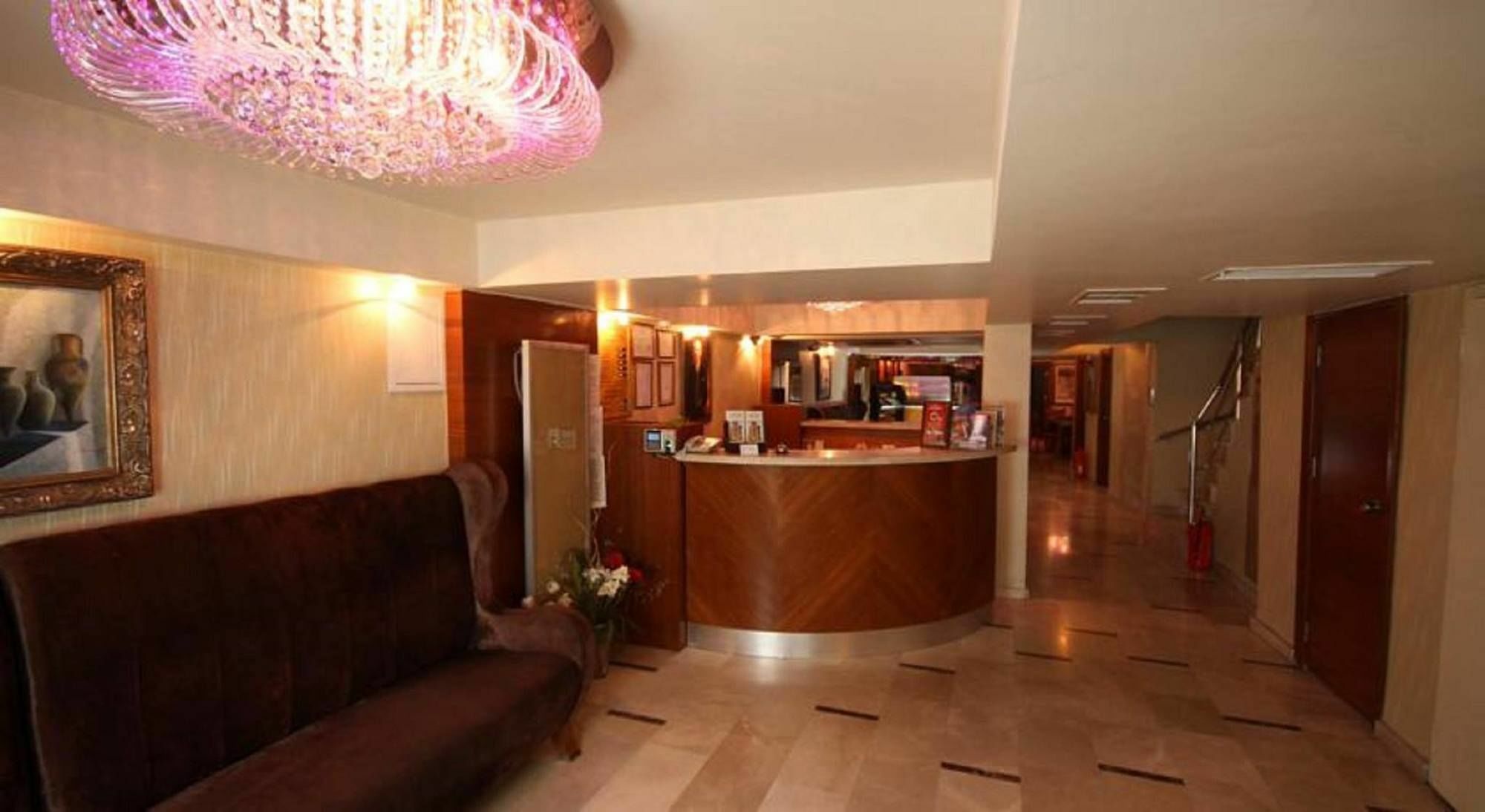 Royce Hotel Istanbul Exterior foto